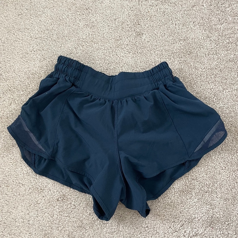 Lululemon 2.5 Hotty Hot Low-Rise Shorts